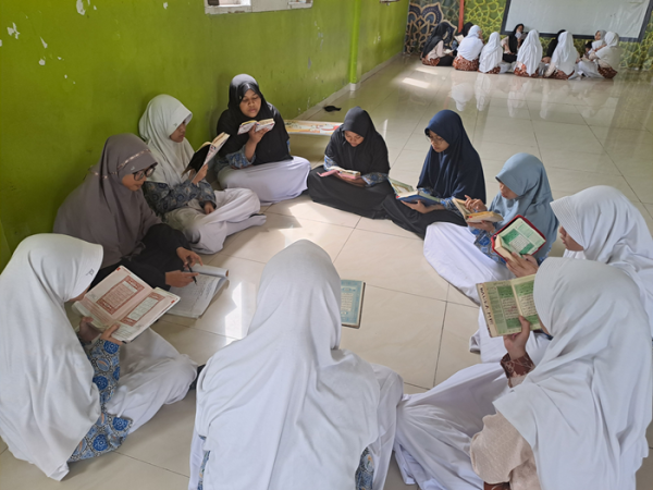 Tilawah setelah sholat dzuhur